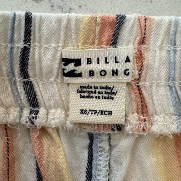 Billabong Elastic Waist Women’s Shorts Size XS cotton stripes excellent - Picture 4 of 11